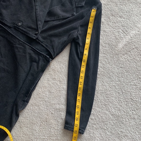 Pretty Little Thing Long Sleeve Dress - Picture 7 of 9